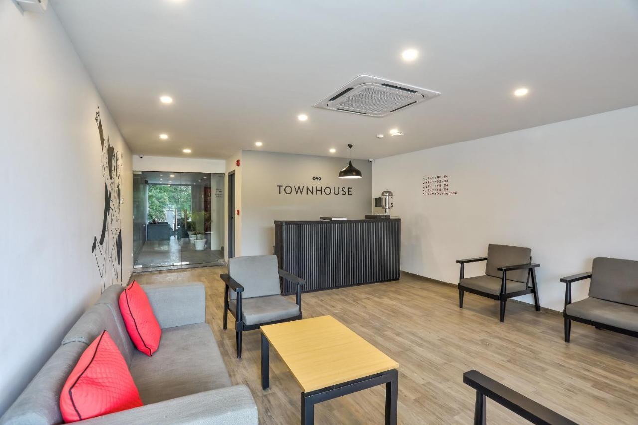 Hotel Oyo Townhouse 156 Maraimalai Nagar Chennai Exterior foto